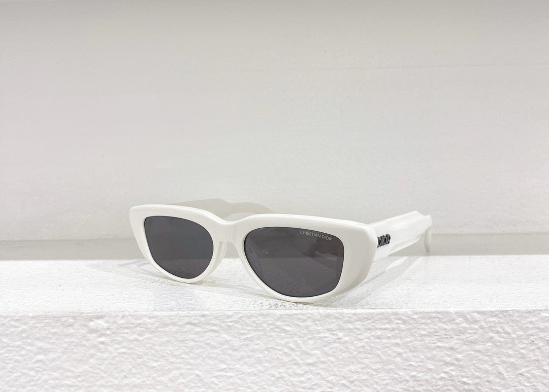 Red,Black and White Sunglass