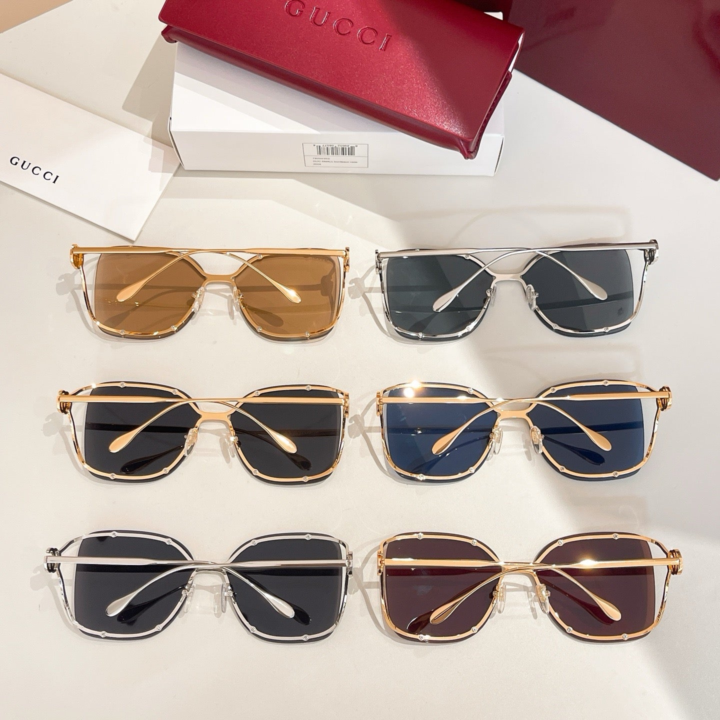 نظارة شمسية متعددة الألوان