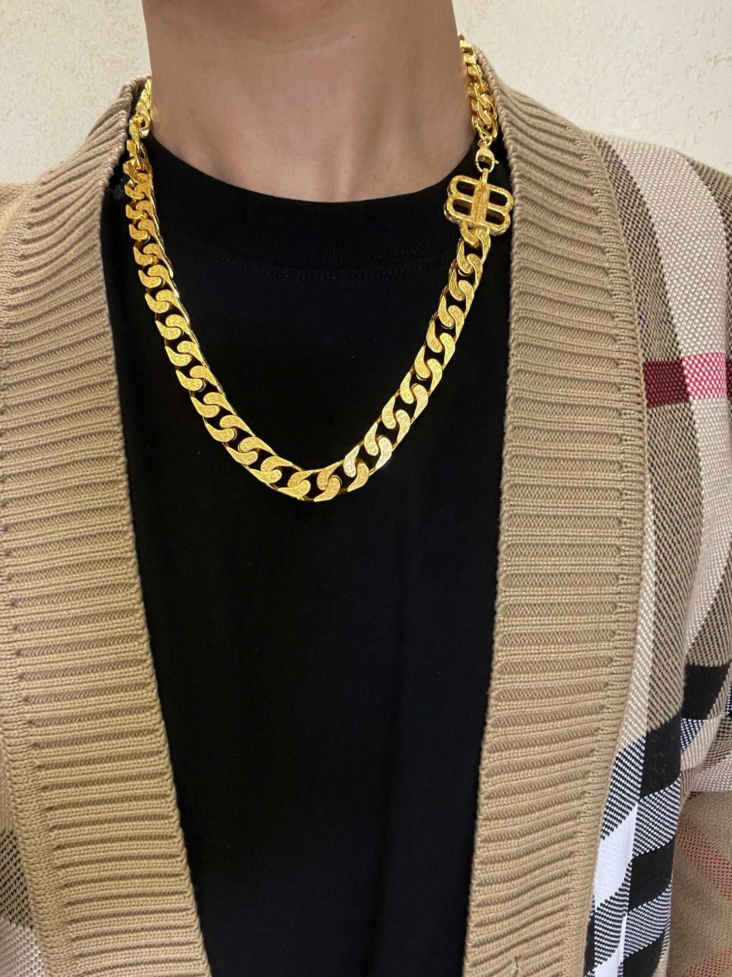 Golden Necklace - FashionHype.xyz