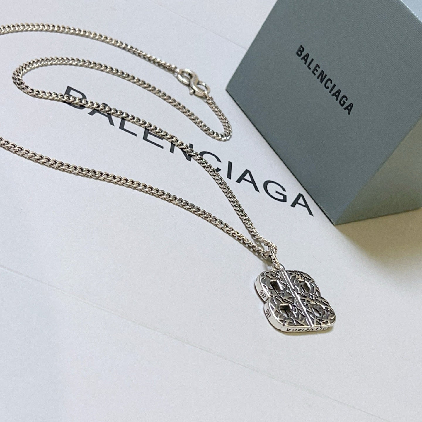 Silver Necklace - FashionHype.xyz