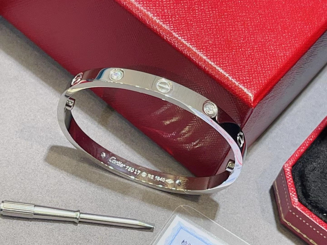 Silver and Gold Bracelet - FashionHype.xyz