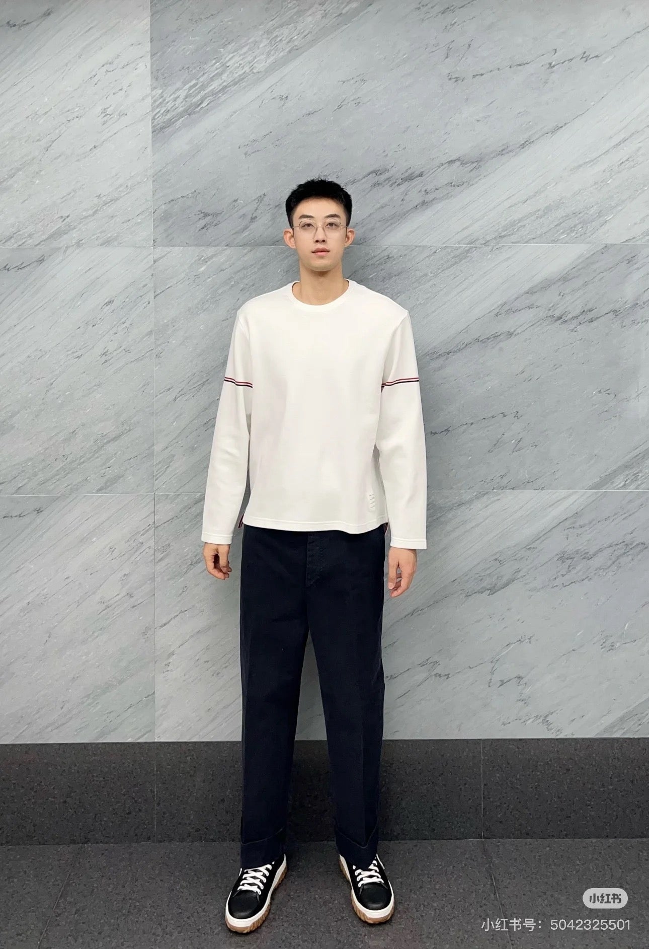 Black and White Sweatshirt