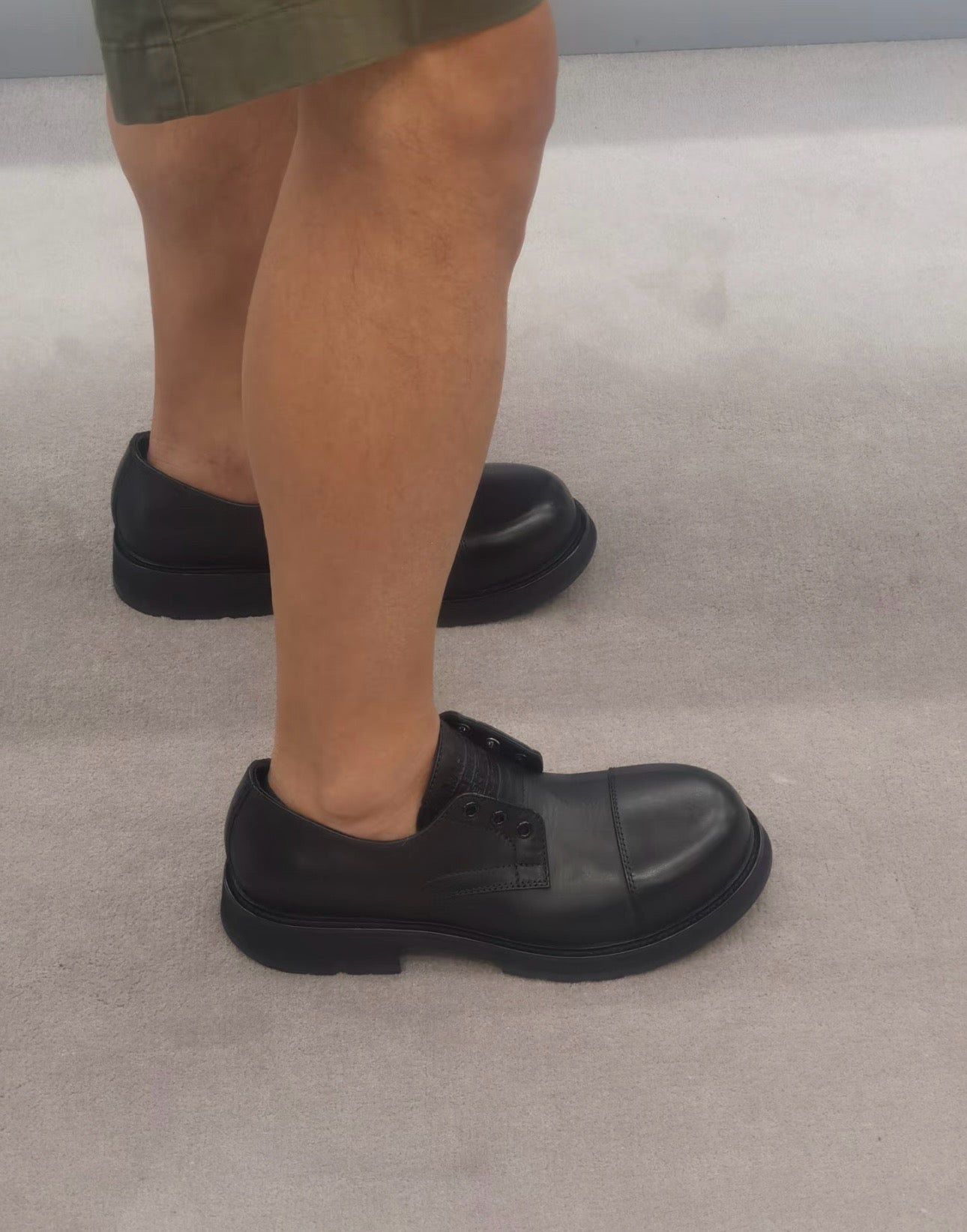 Black Shoes
