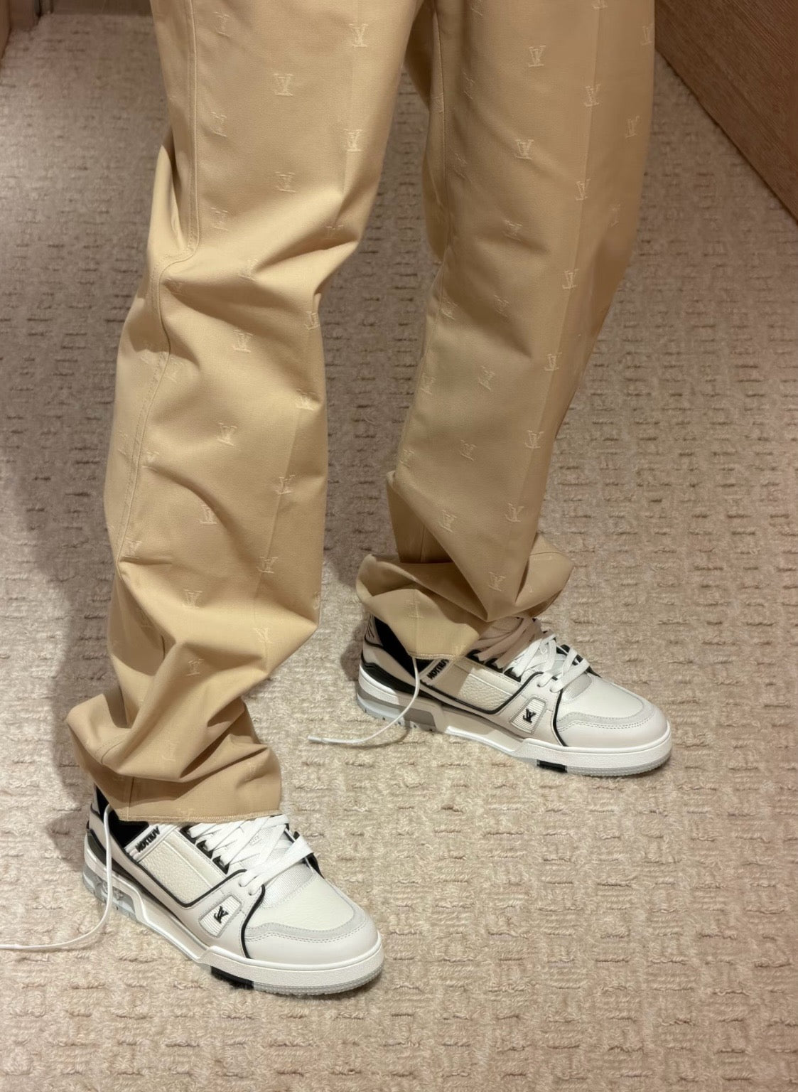 White grey Shoes