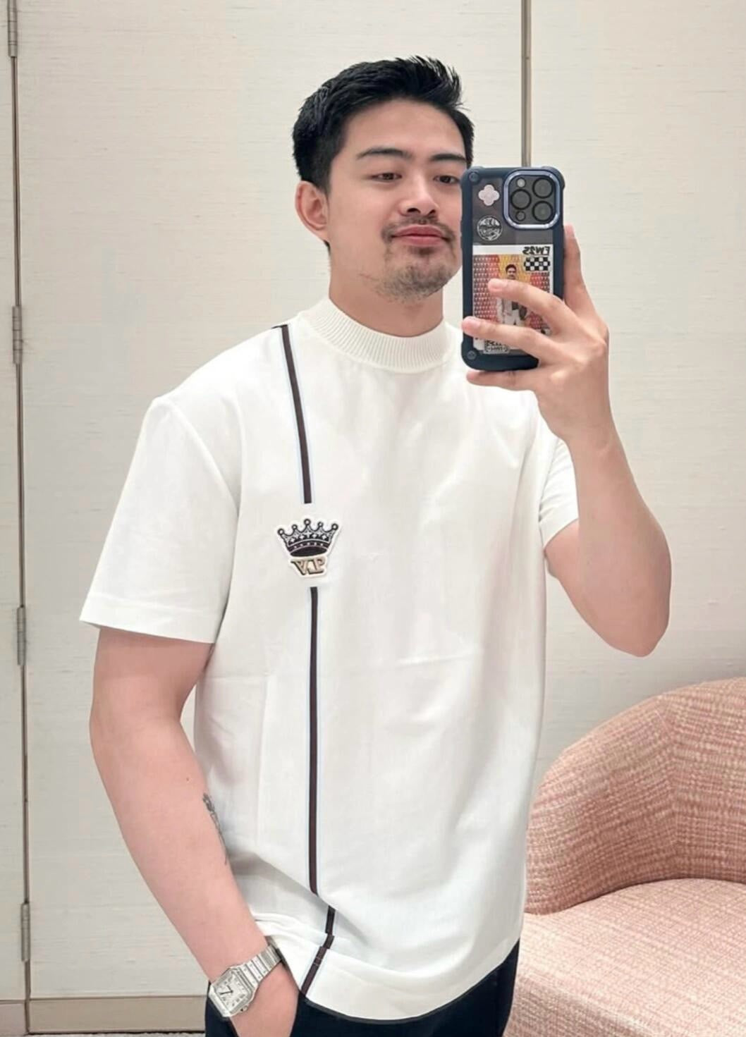 White T-shirt