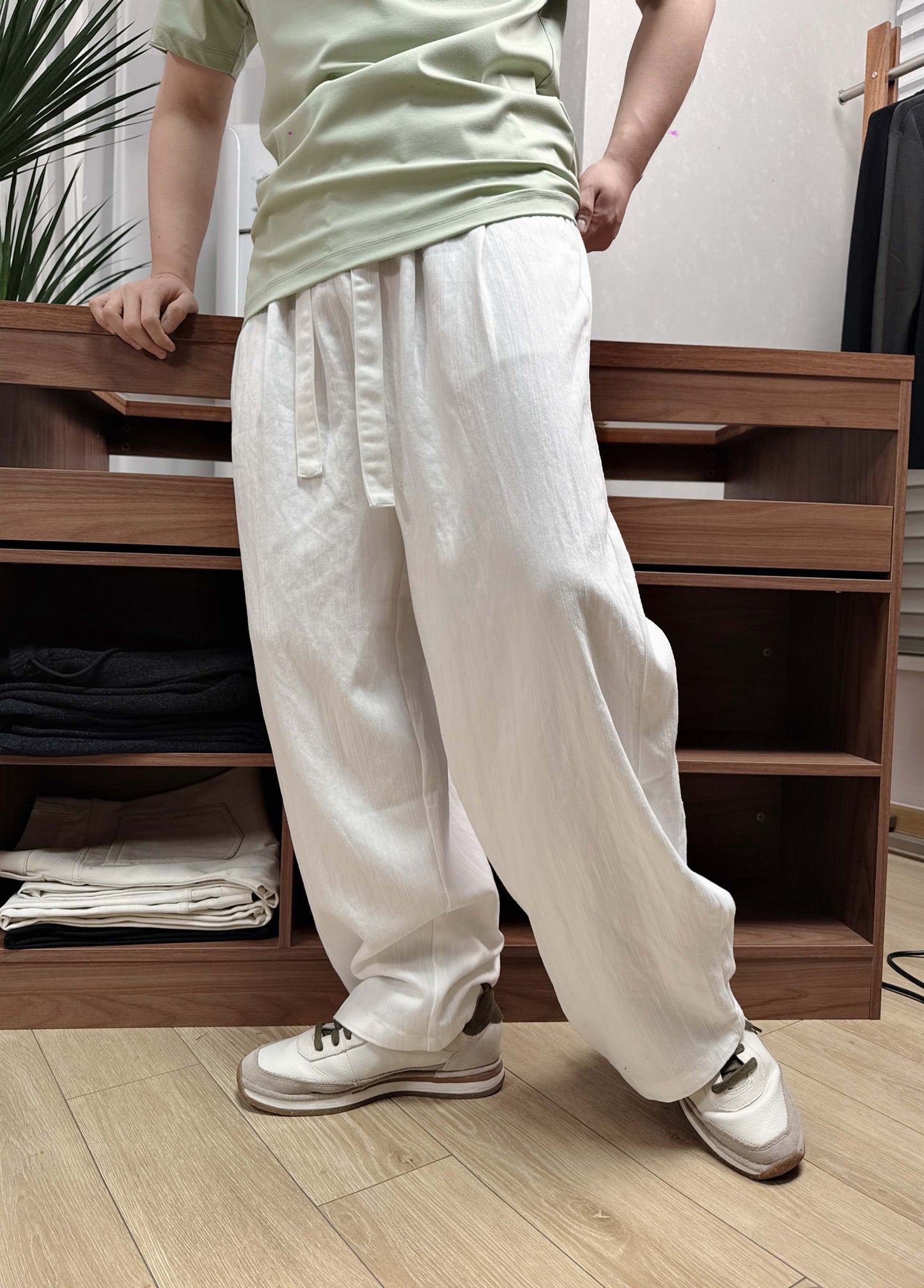 Black and White Pant