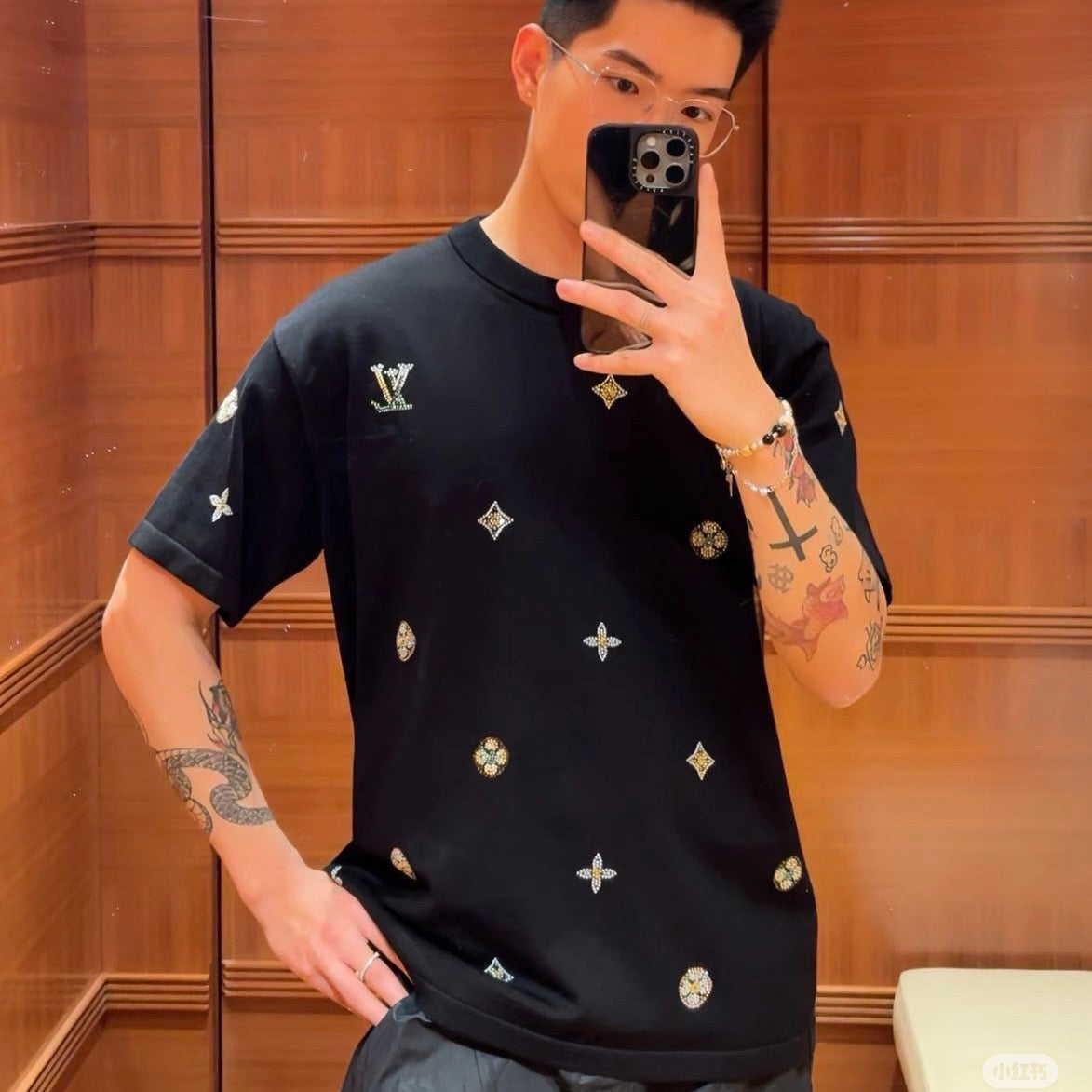 Black T-shirt
