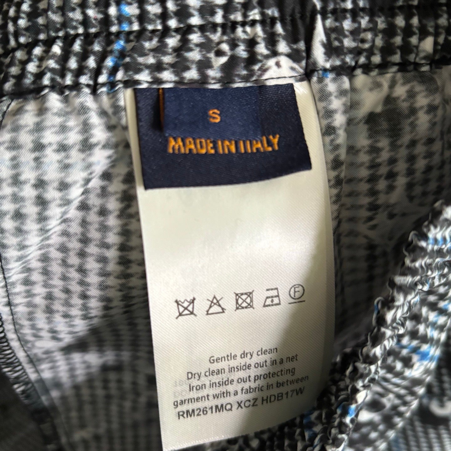 Multi-color Short