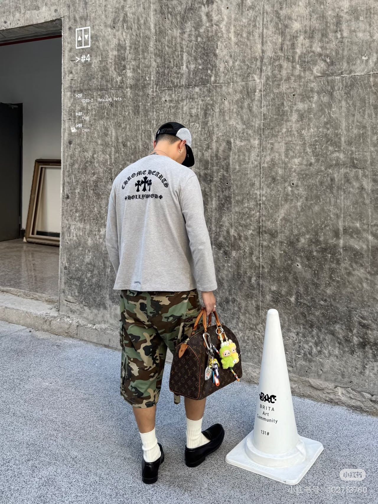 Grey and Black Shirt - FashionHype.xyz