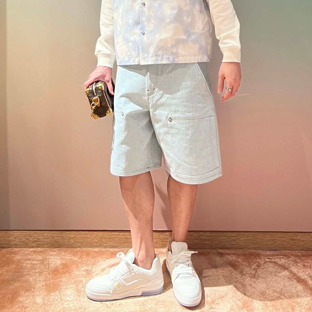 White Short