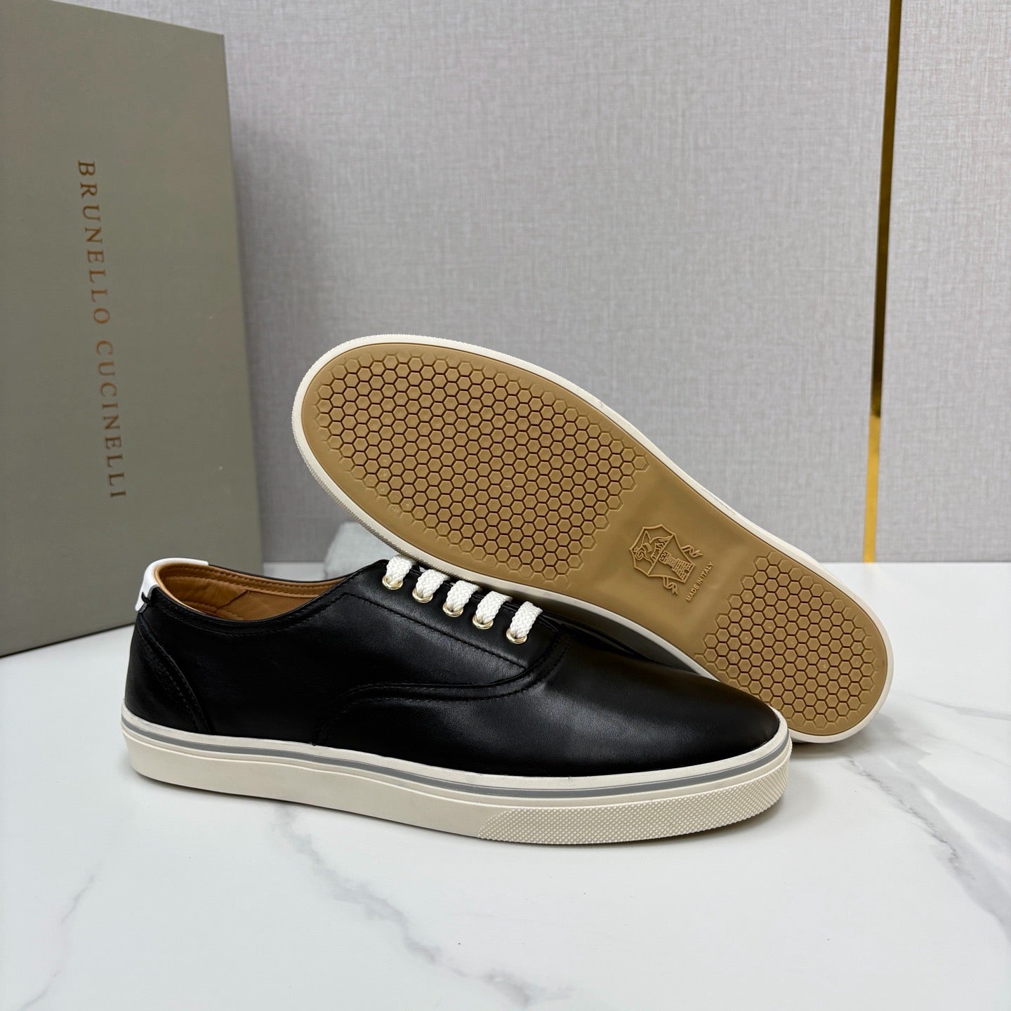 Black Shoes