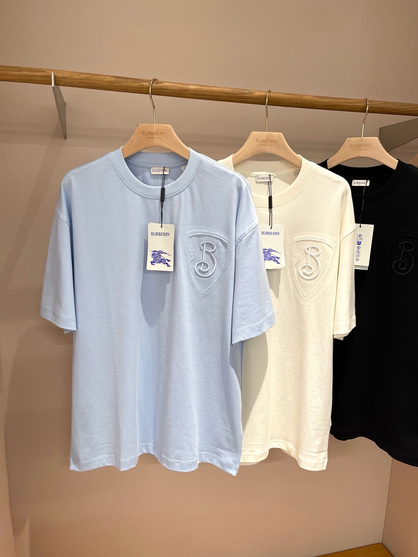 Mehrfarbiges T-Shirt