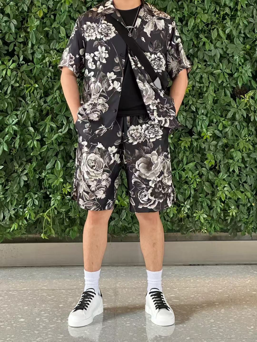 Multi-Colors T-Shirt With Short