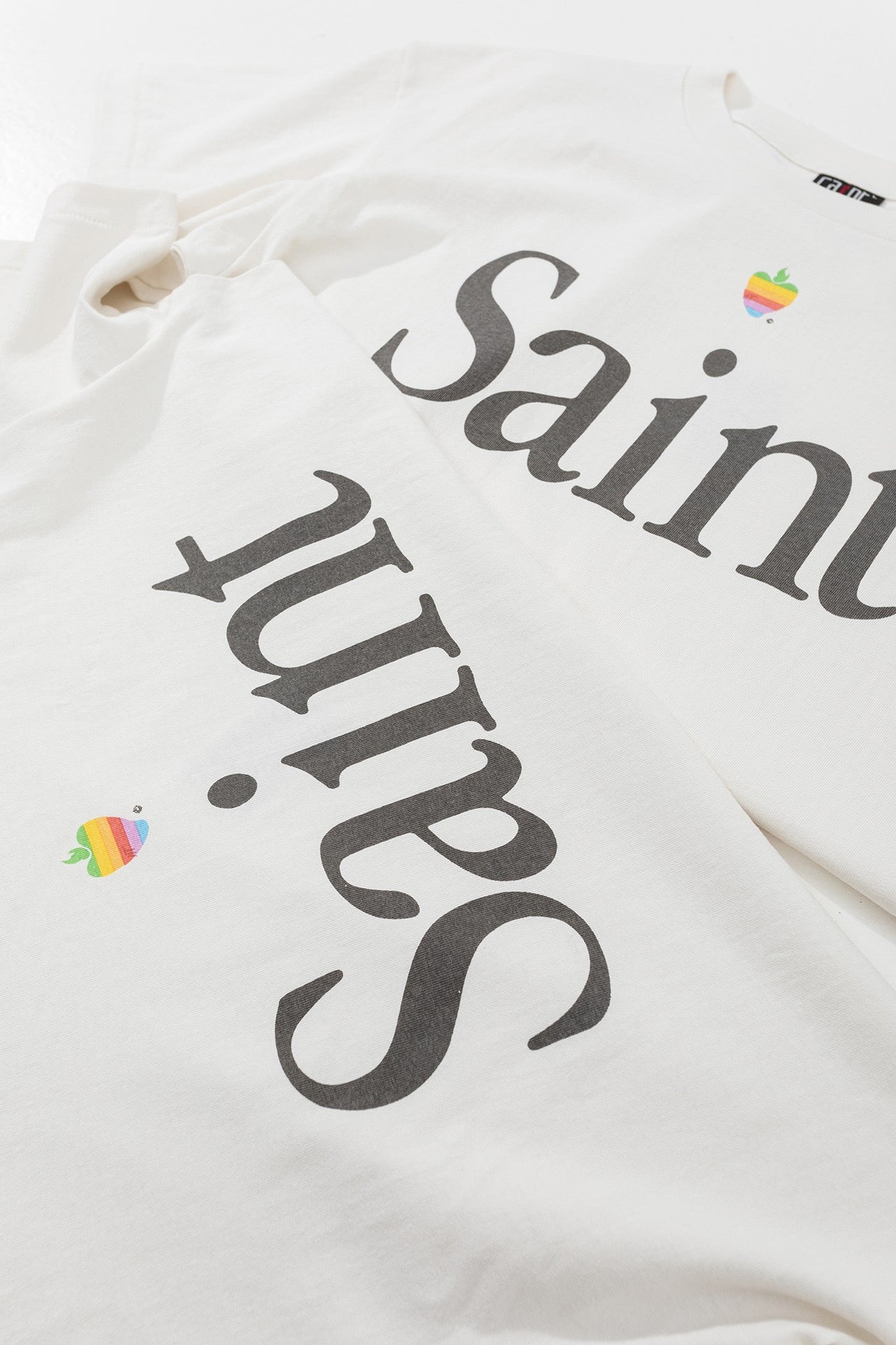 White T-shirt - FashionHype.xyz