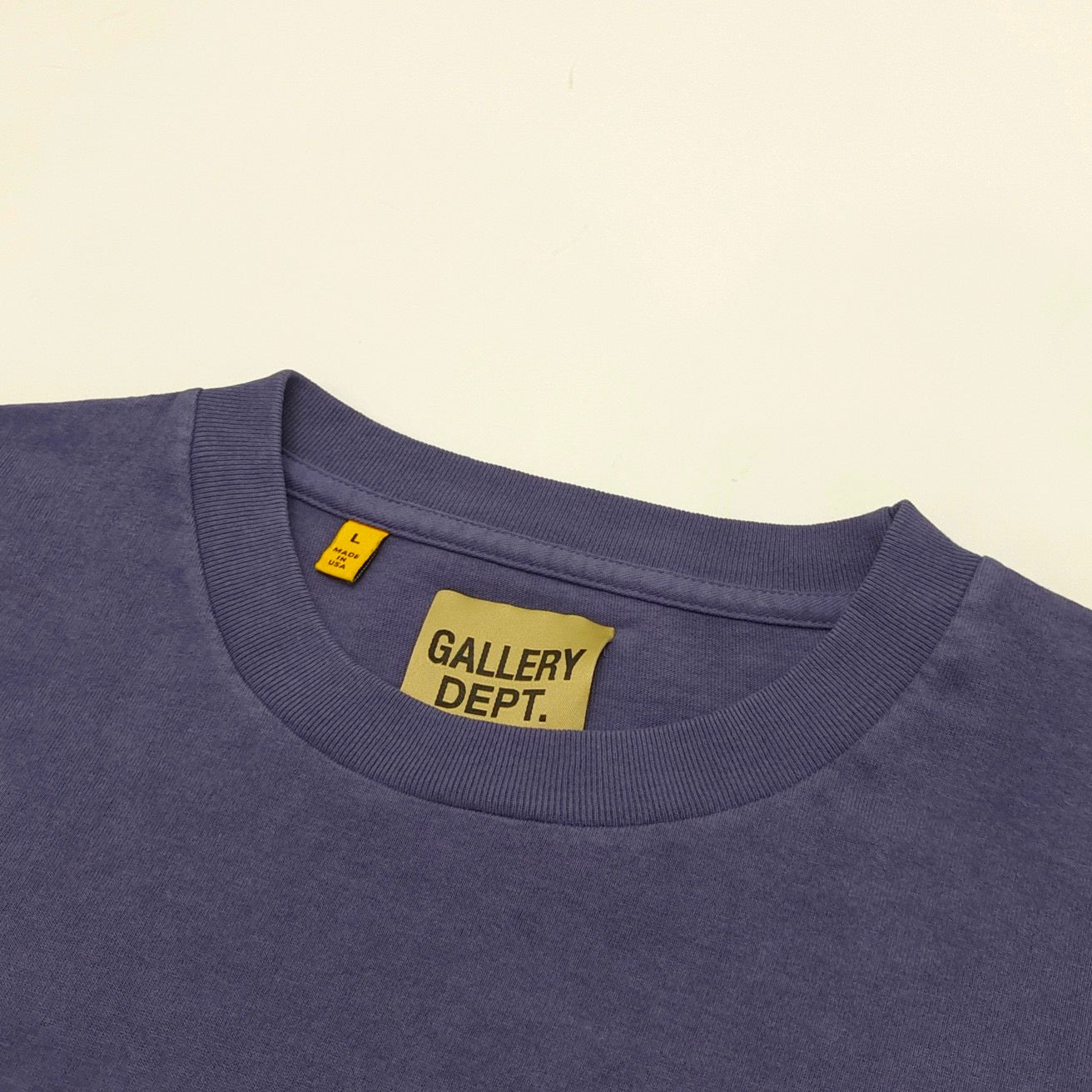 Blaues und himmelblaues Sweatshirt