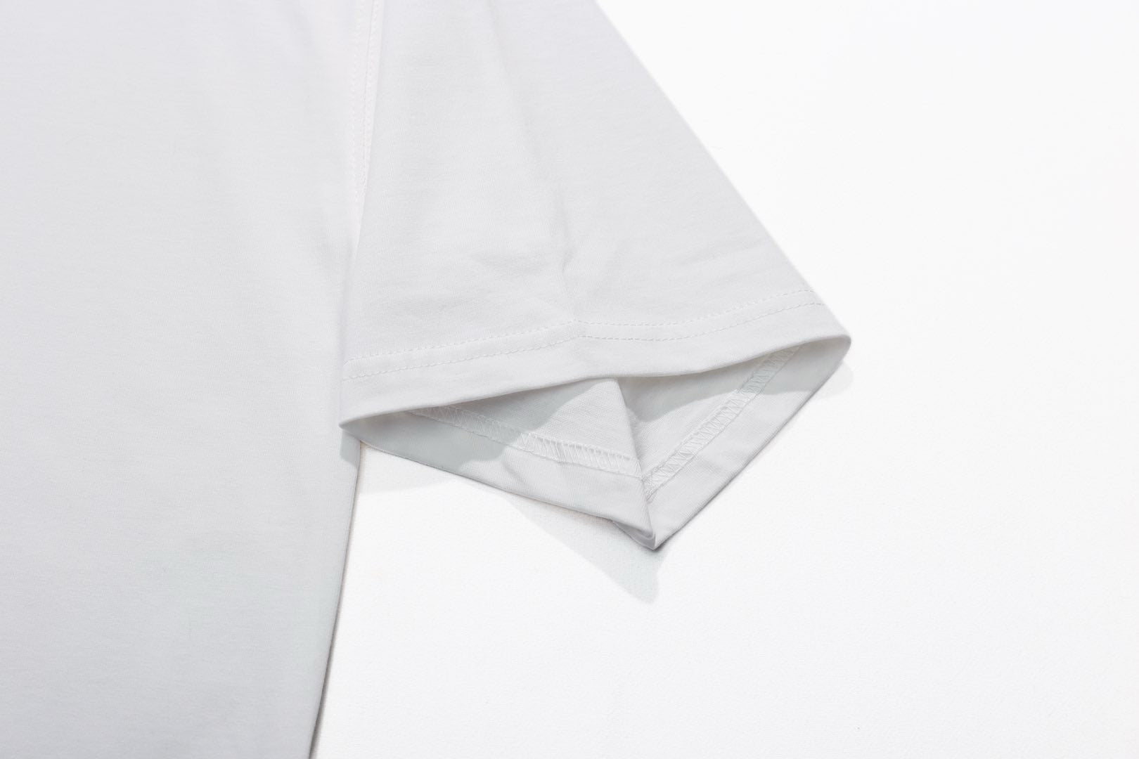 White T-Shirt - FashionHype.xyz
