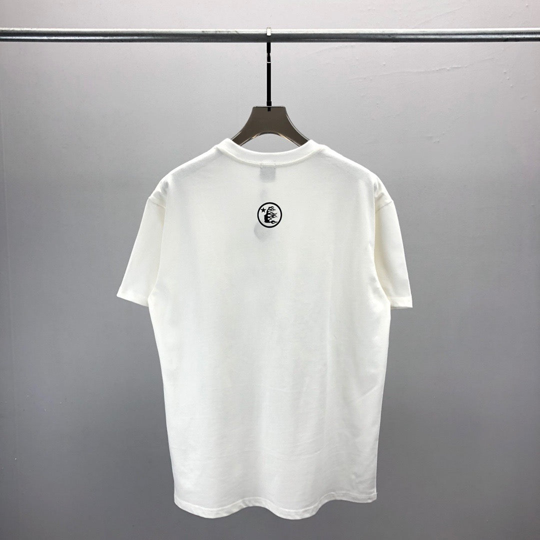 Camiseta en blanco y negro