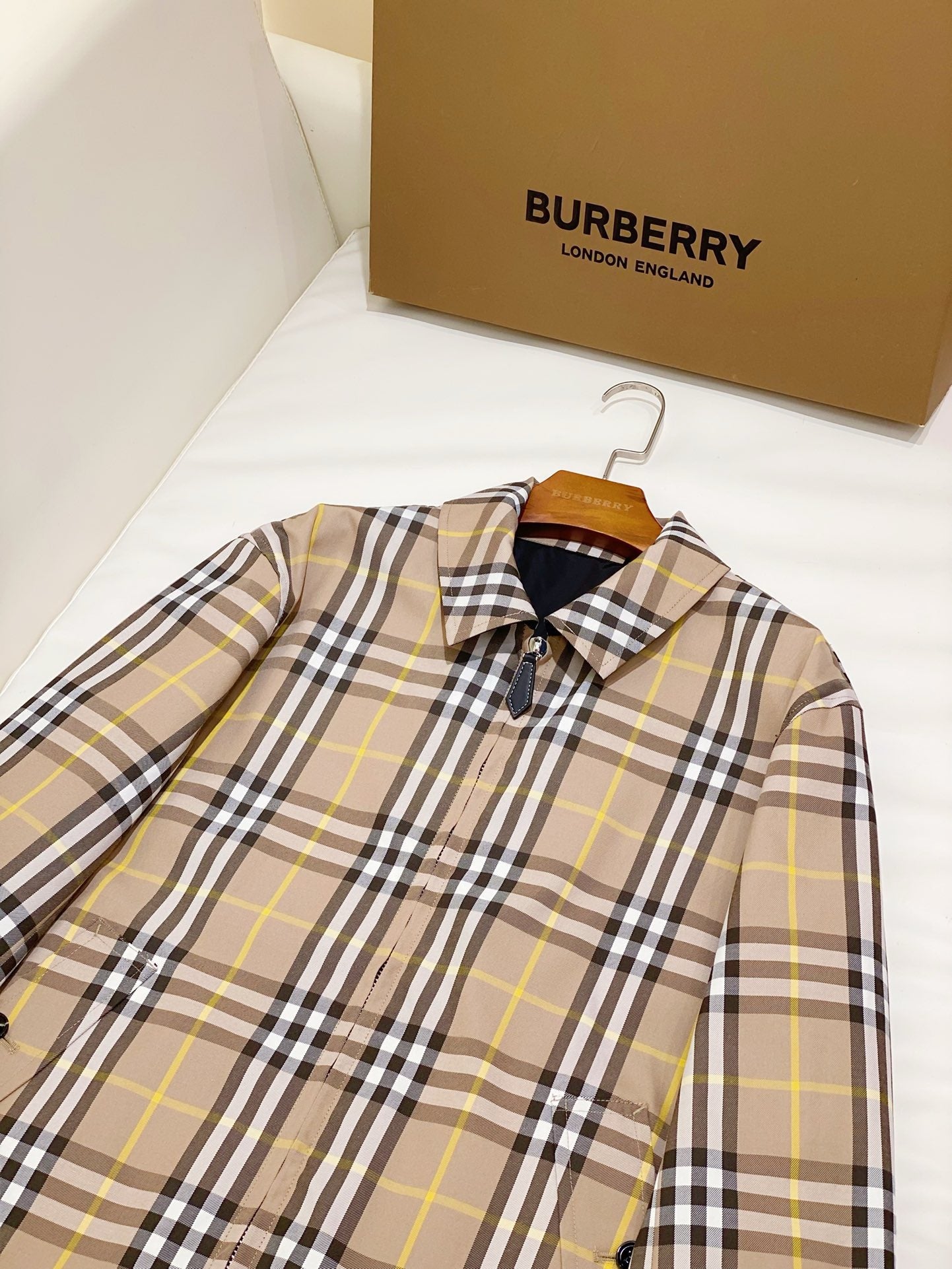 Mehrfarbige Jacke