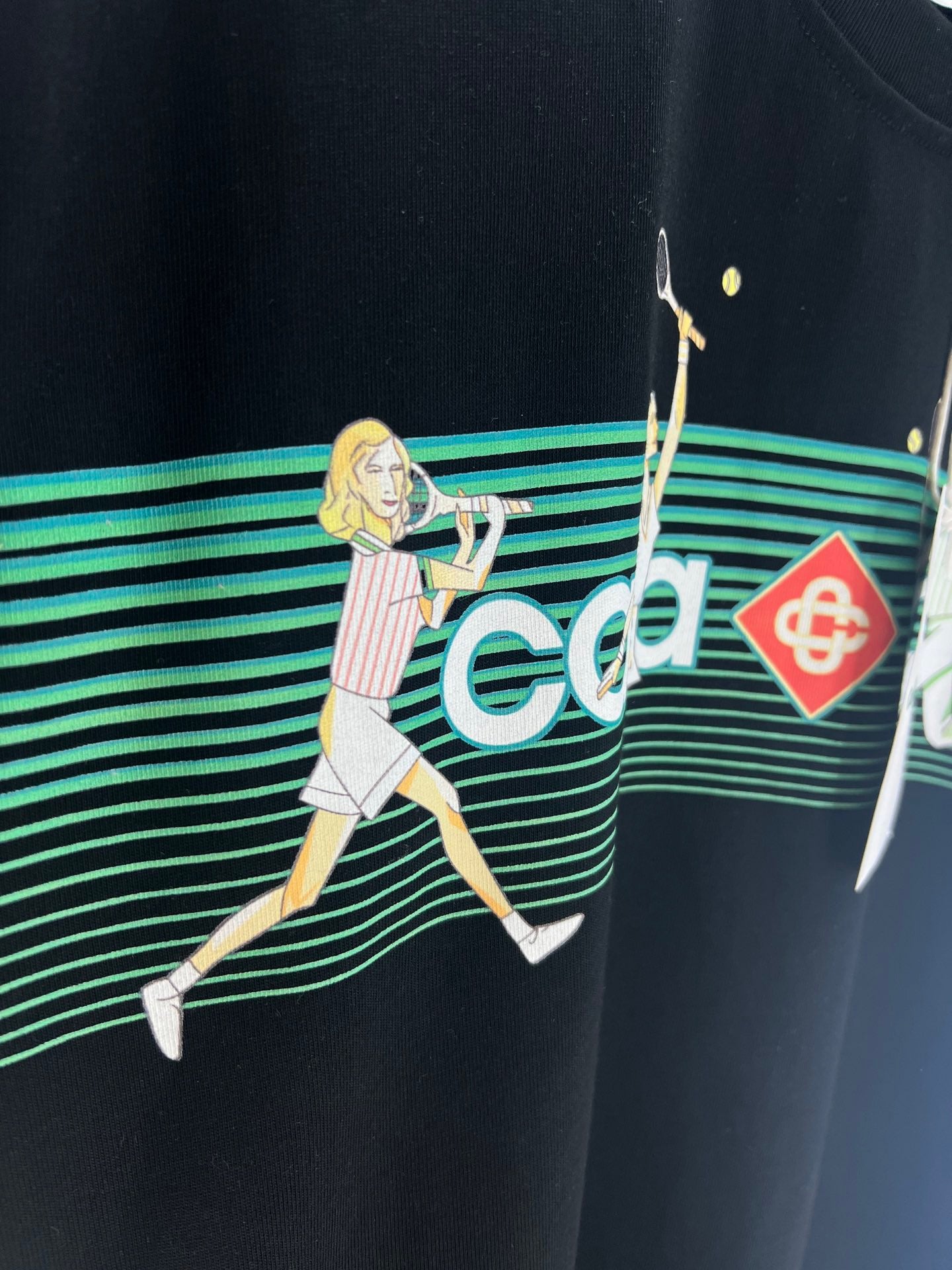 Blau-weißes T-Shirt