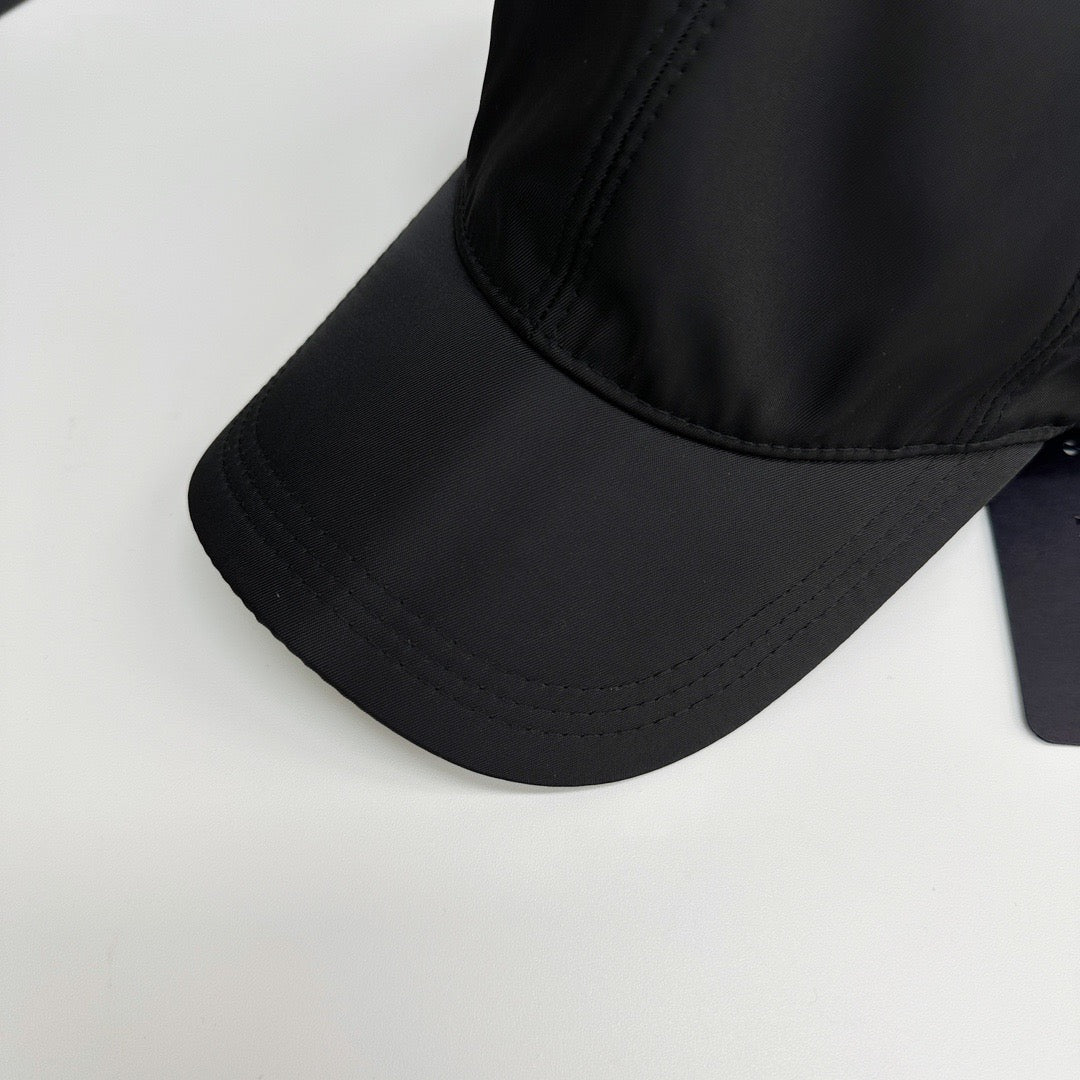 Black Cap - FashionHype.xyz