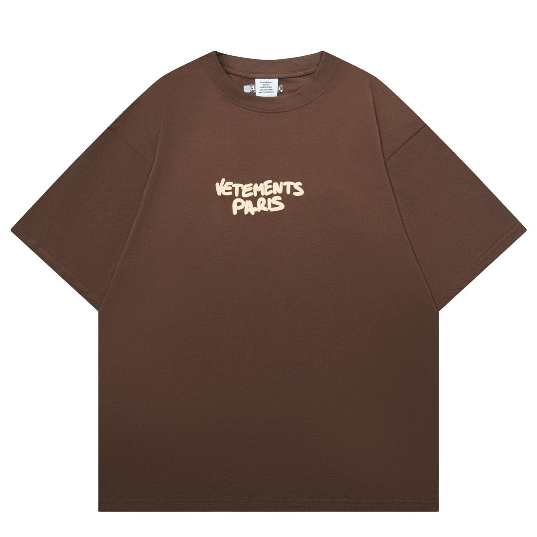 Braunes T-Shirt