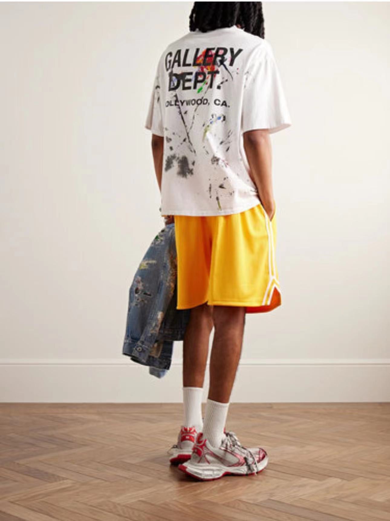 White T-shirt - FashionHype.xyz