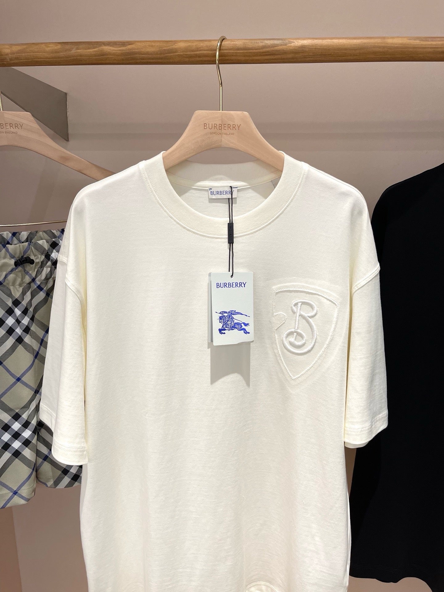 Mehrfarbiges T-Shirt