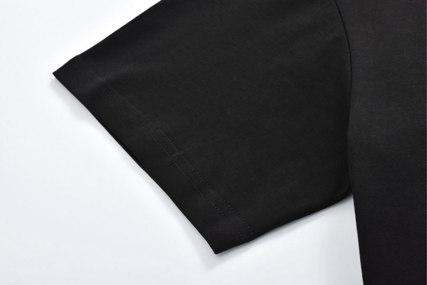 Camiseta negra