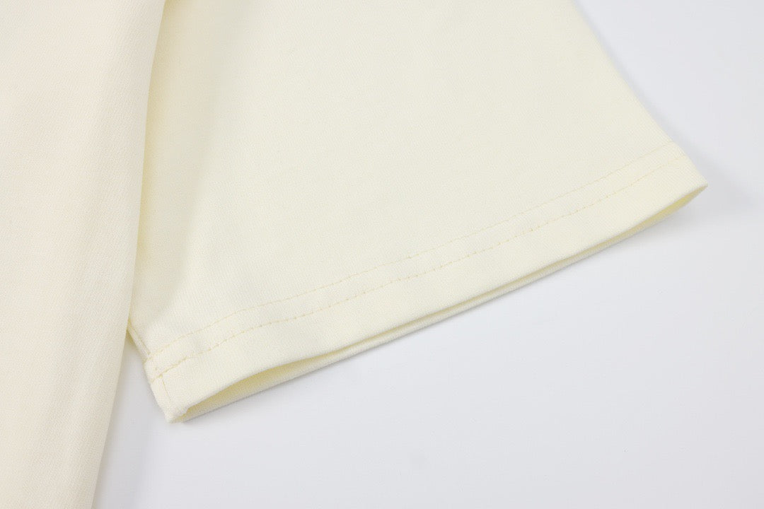 weißes T-Shirt