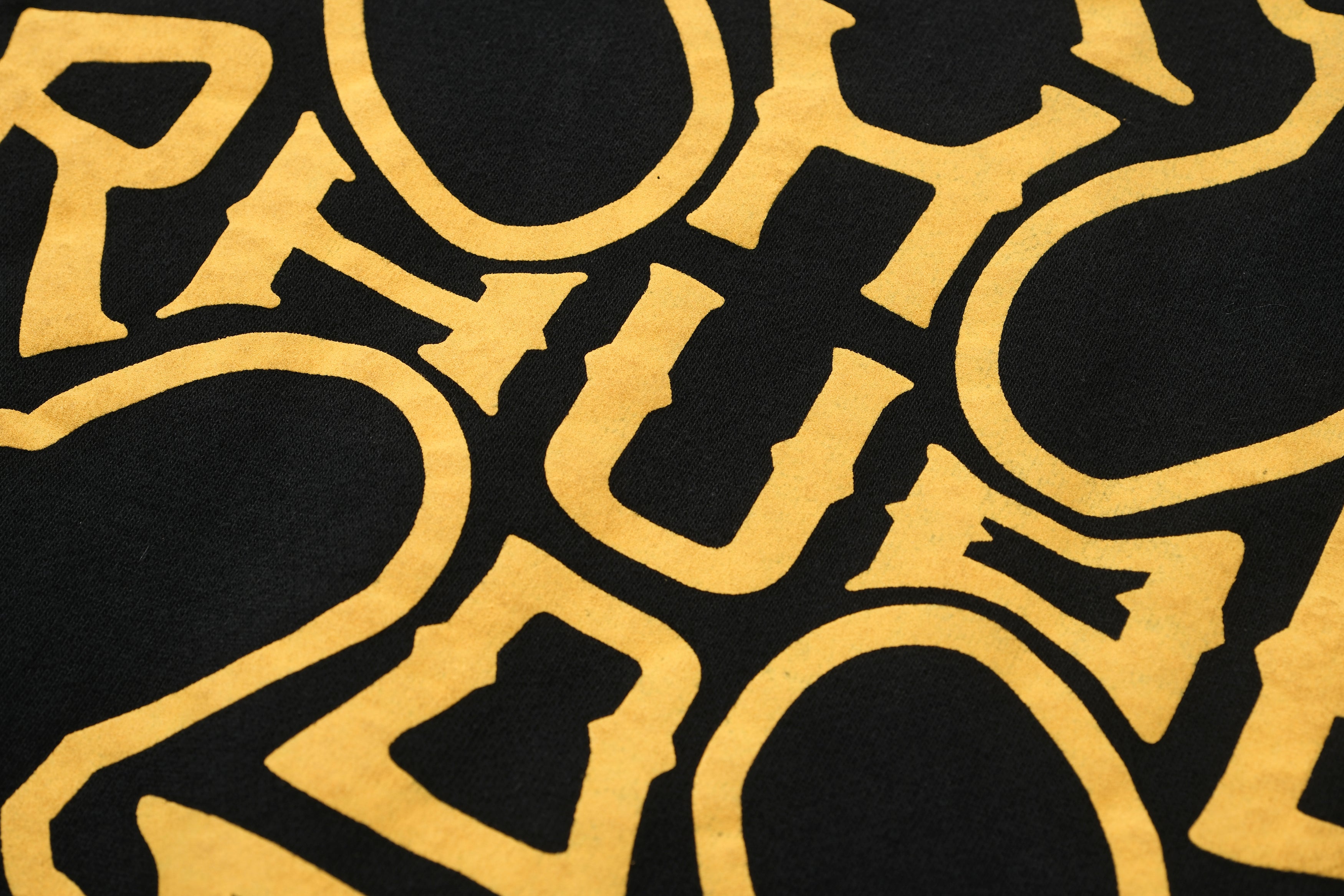 Black Hoodie - FashionHype.xyz