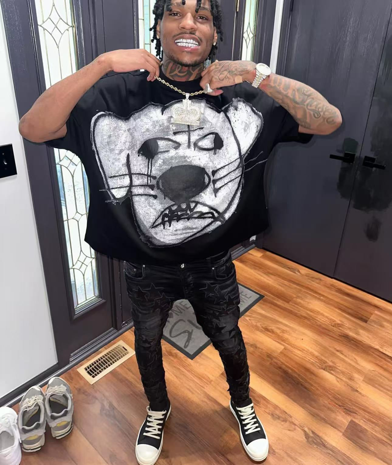 Black T-Shirt - FashionHype.xyz