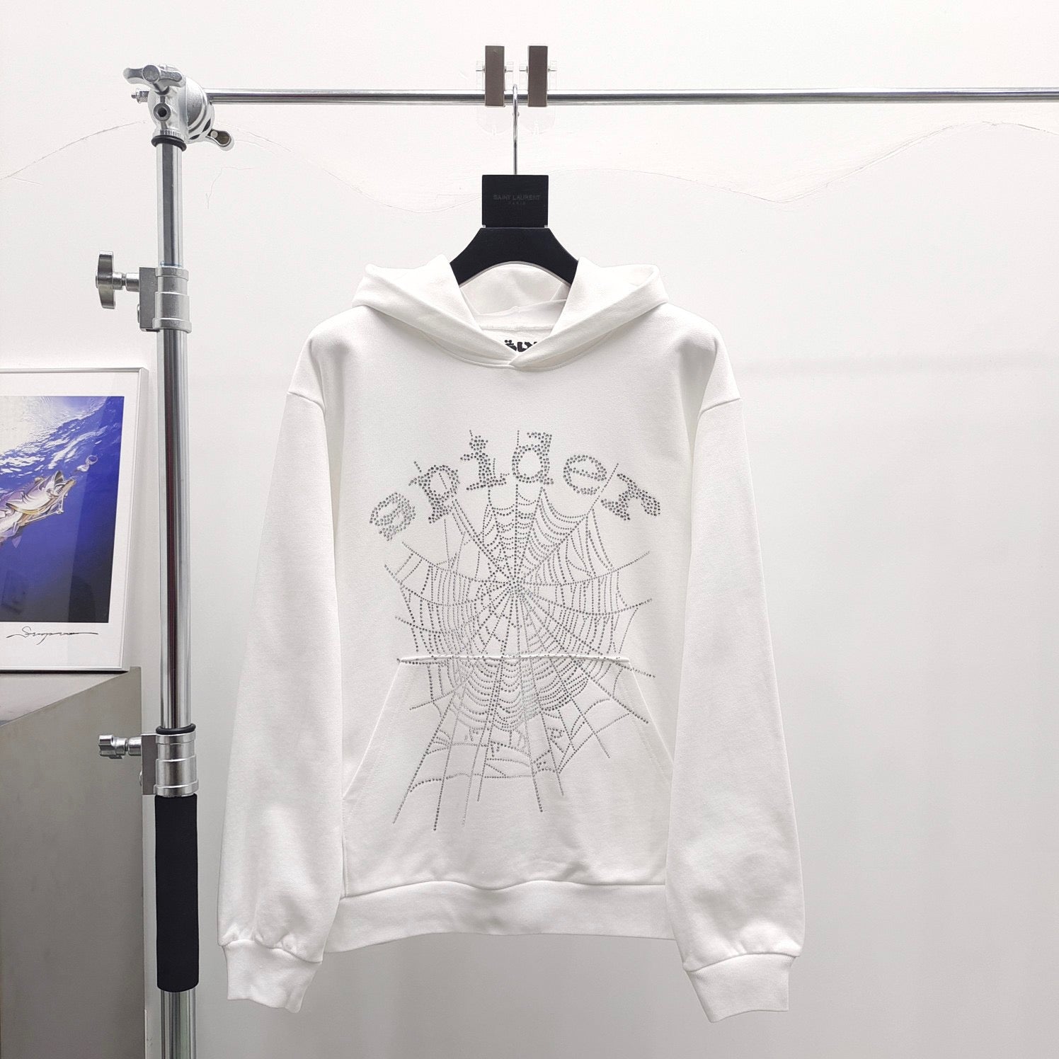 Weißer Hoodie