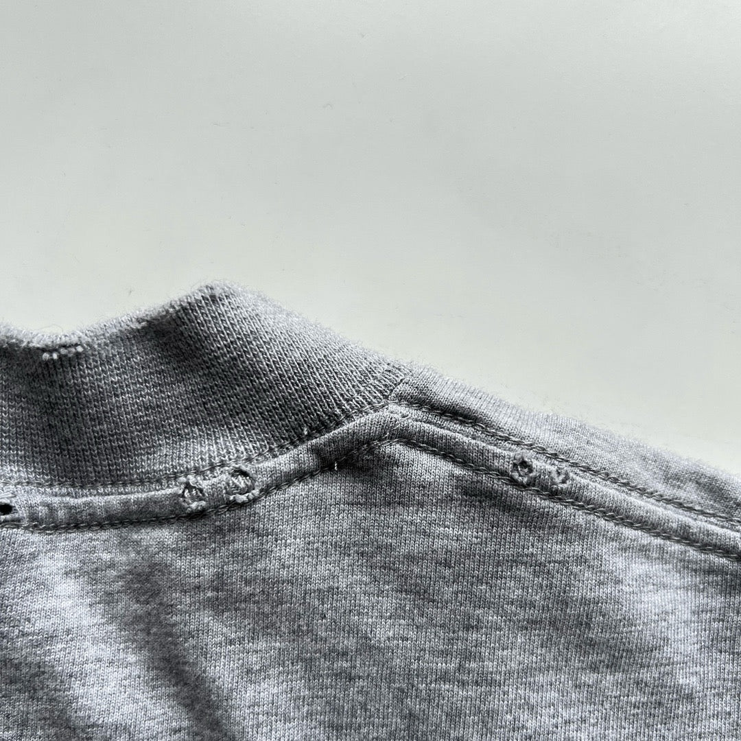 Graues T-Shirt
