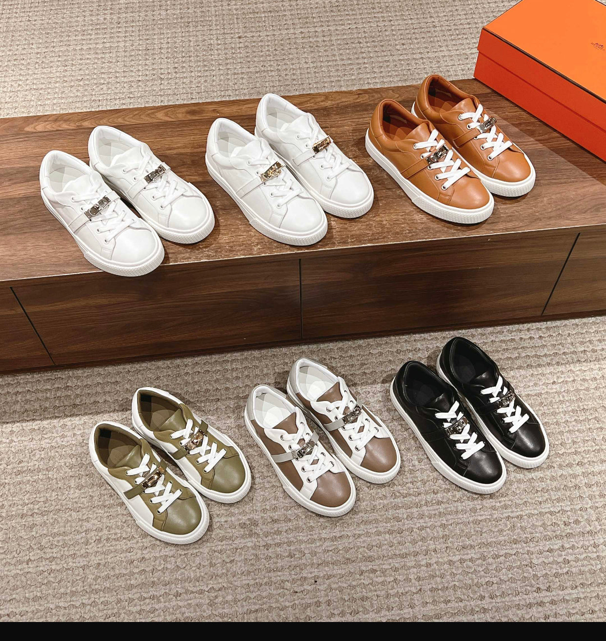Mehrfarbige Schuhe