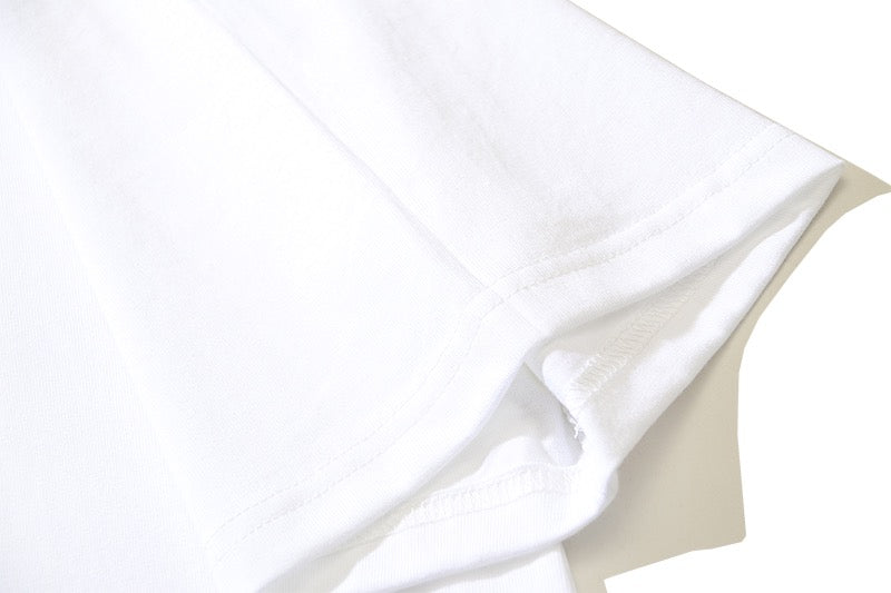 weißes T-Shirt