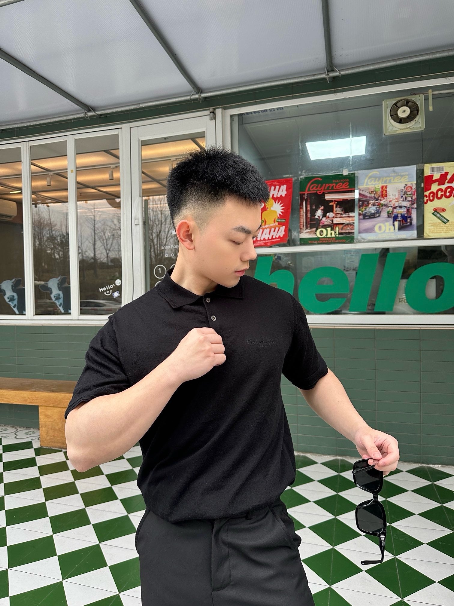 Black Polo - Size XL - FashionHype.xyz