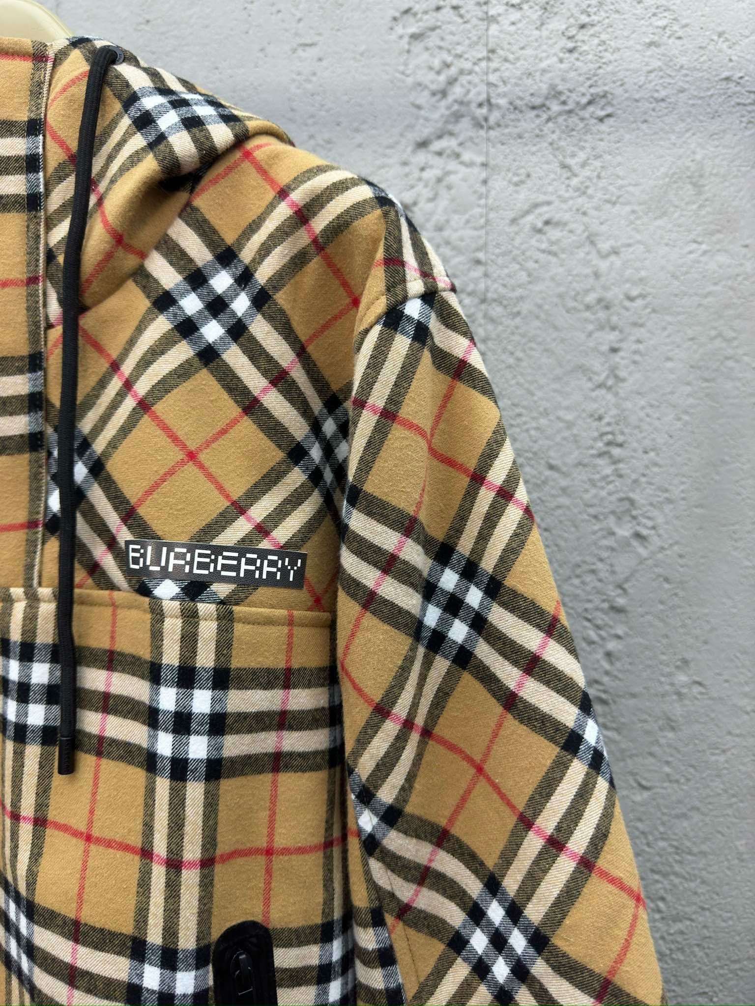 Mehrfarbige Jacke