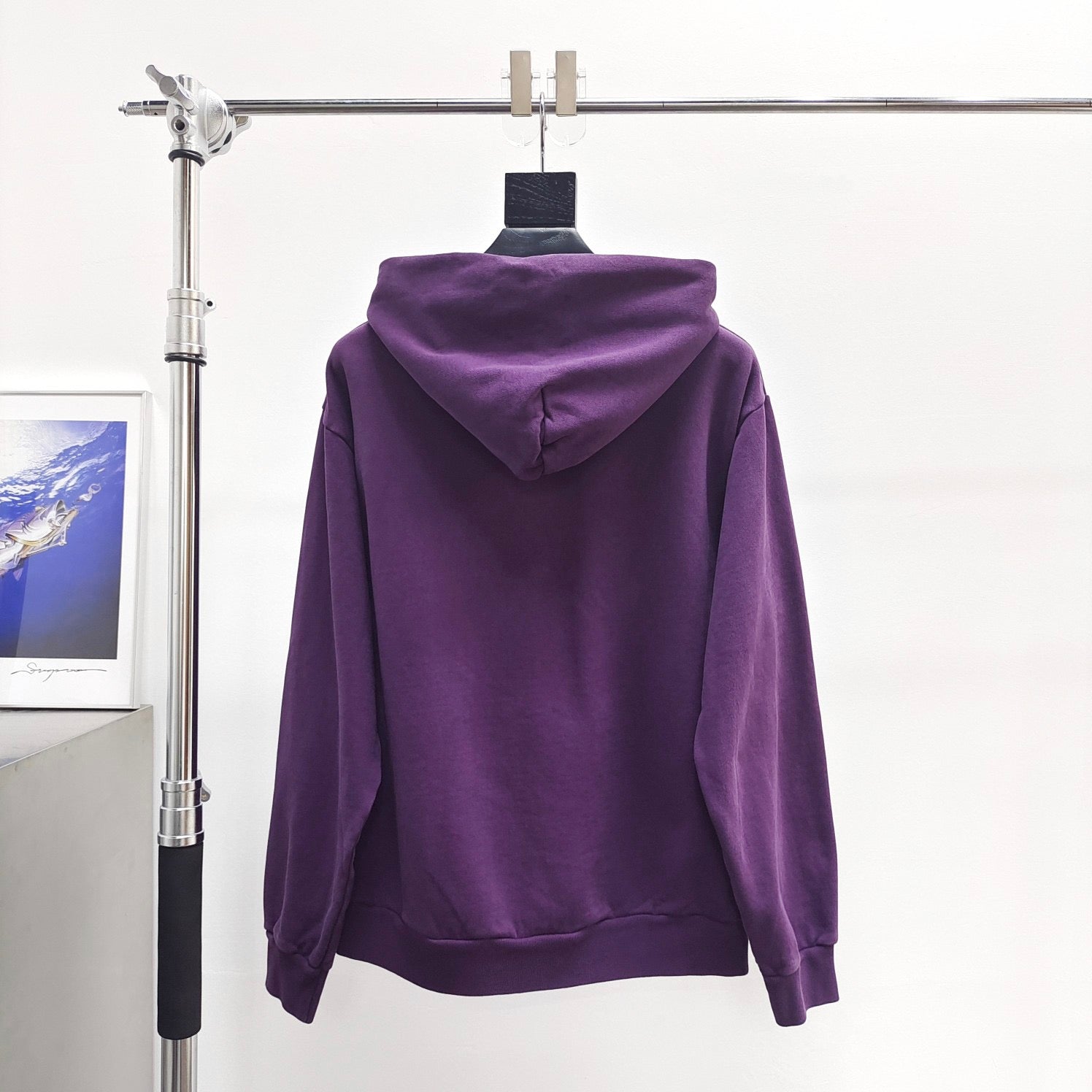 Lila Kapuzenpullover