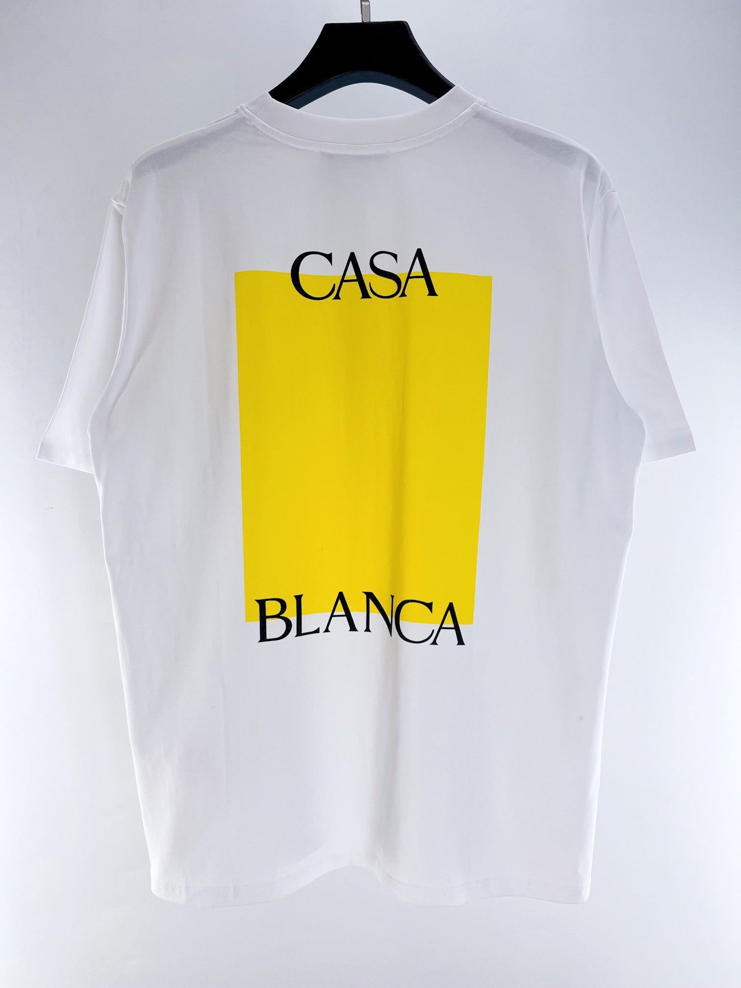 weißes T-Shirt