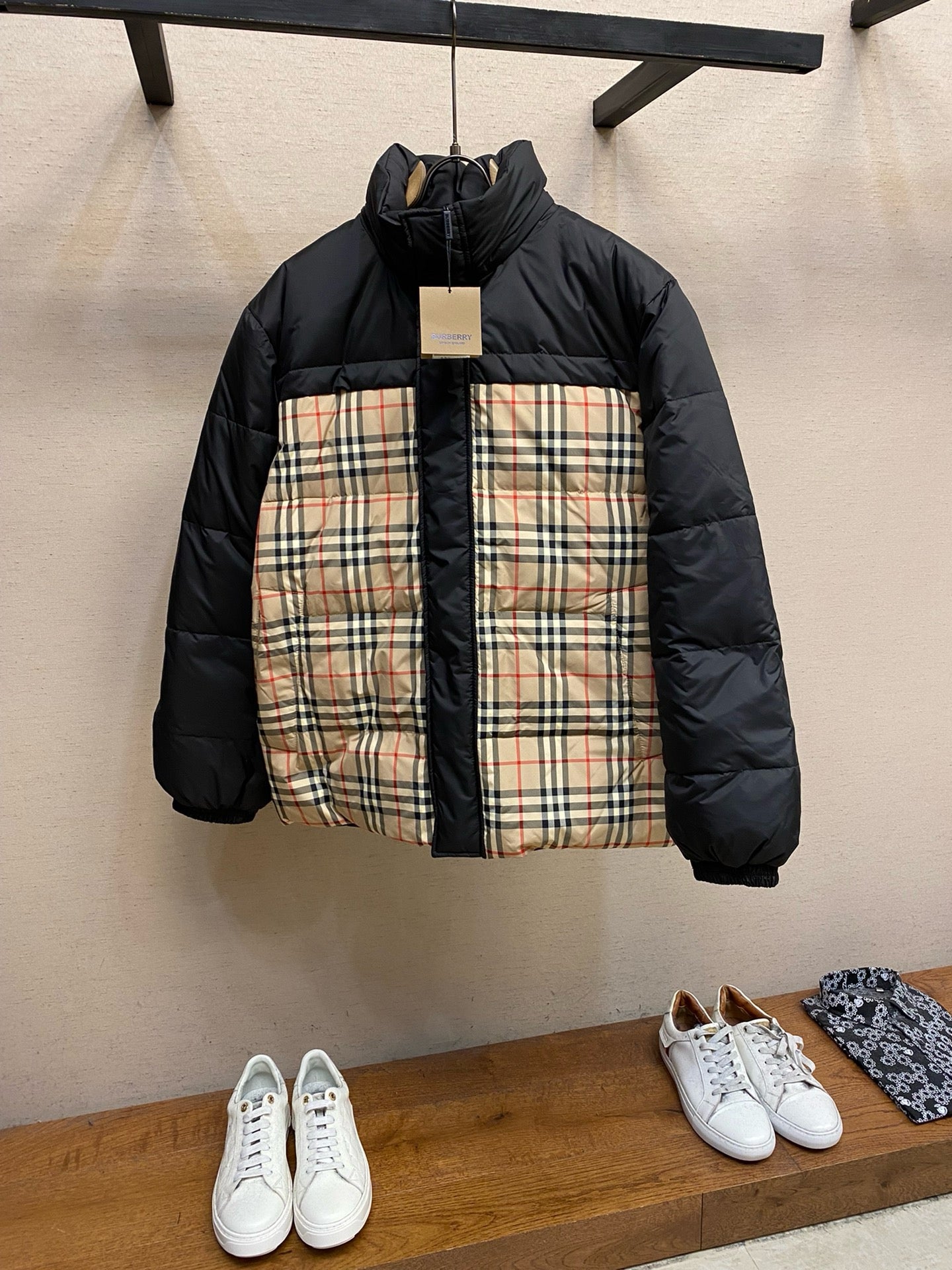 Schwarze Khaki-Jacke