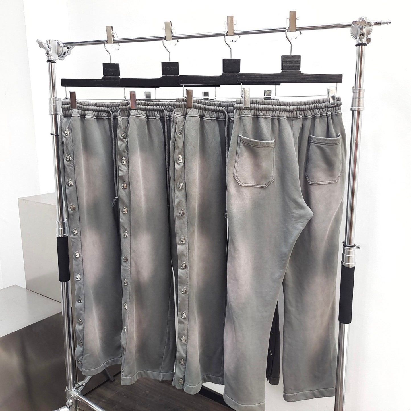 Dunkelgraue Hose