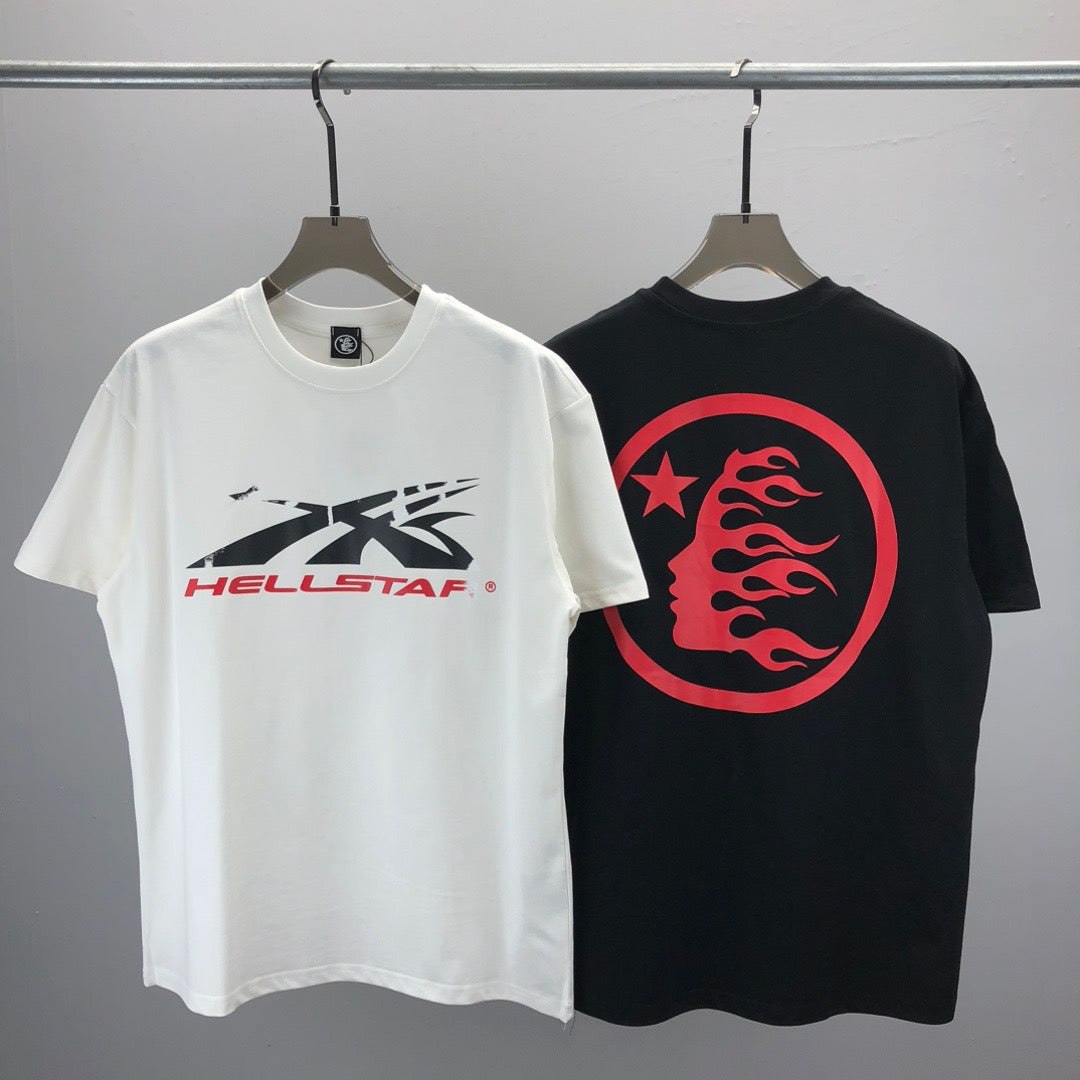 Schwarz-weißes T-Shirt