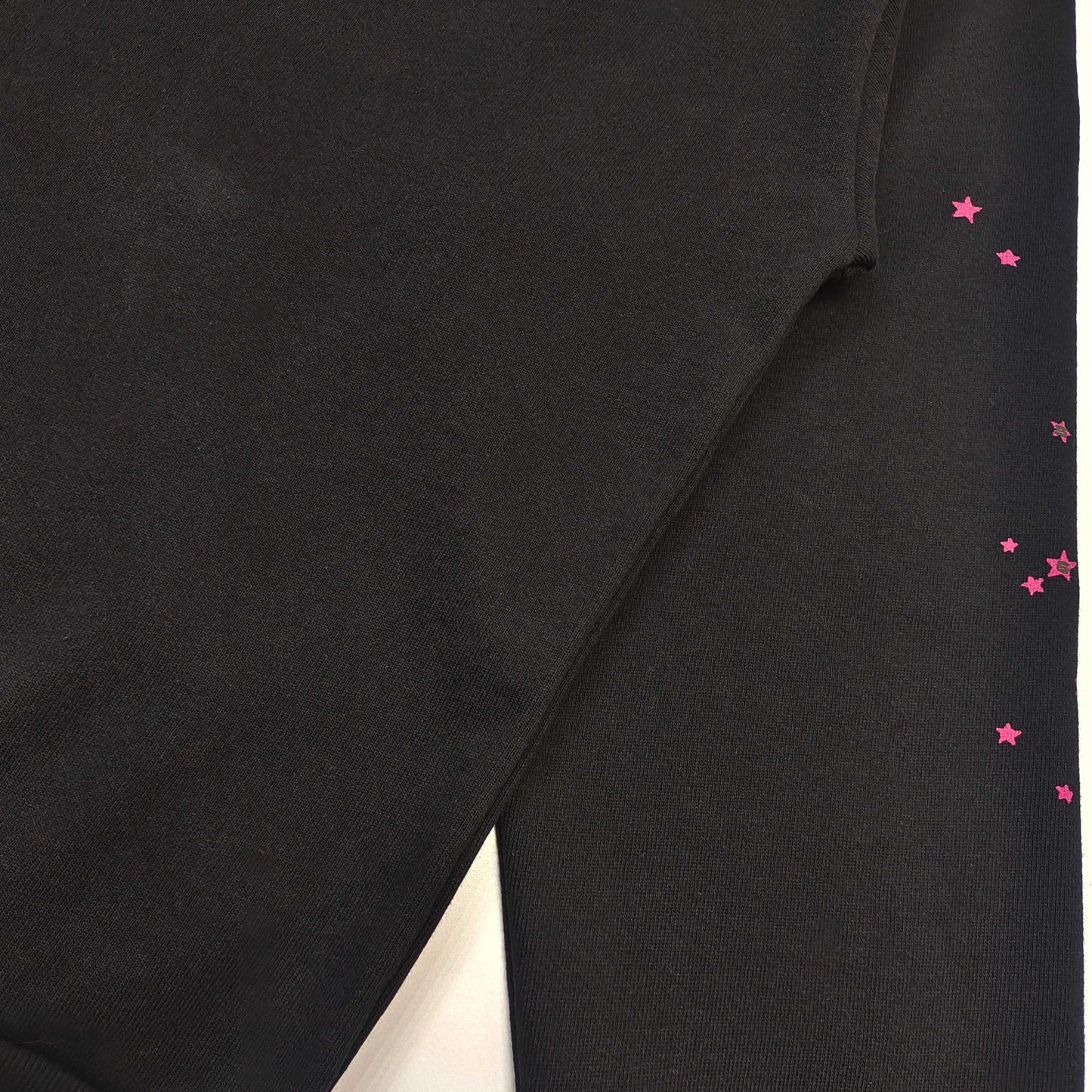 Schwarzer Hoodie