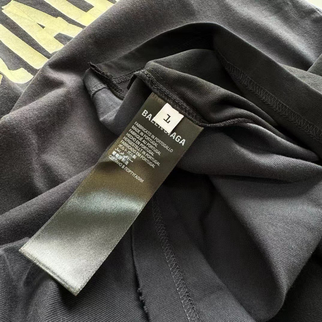 Black T-shirt - FashionHype.xyz