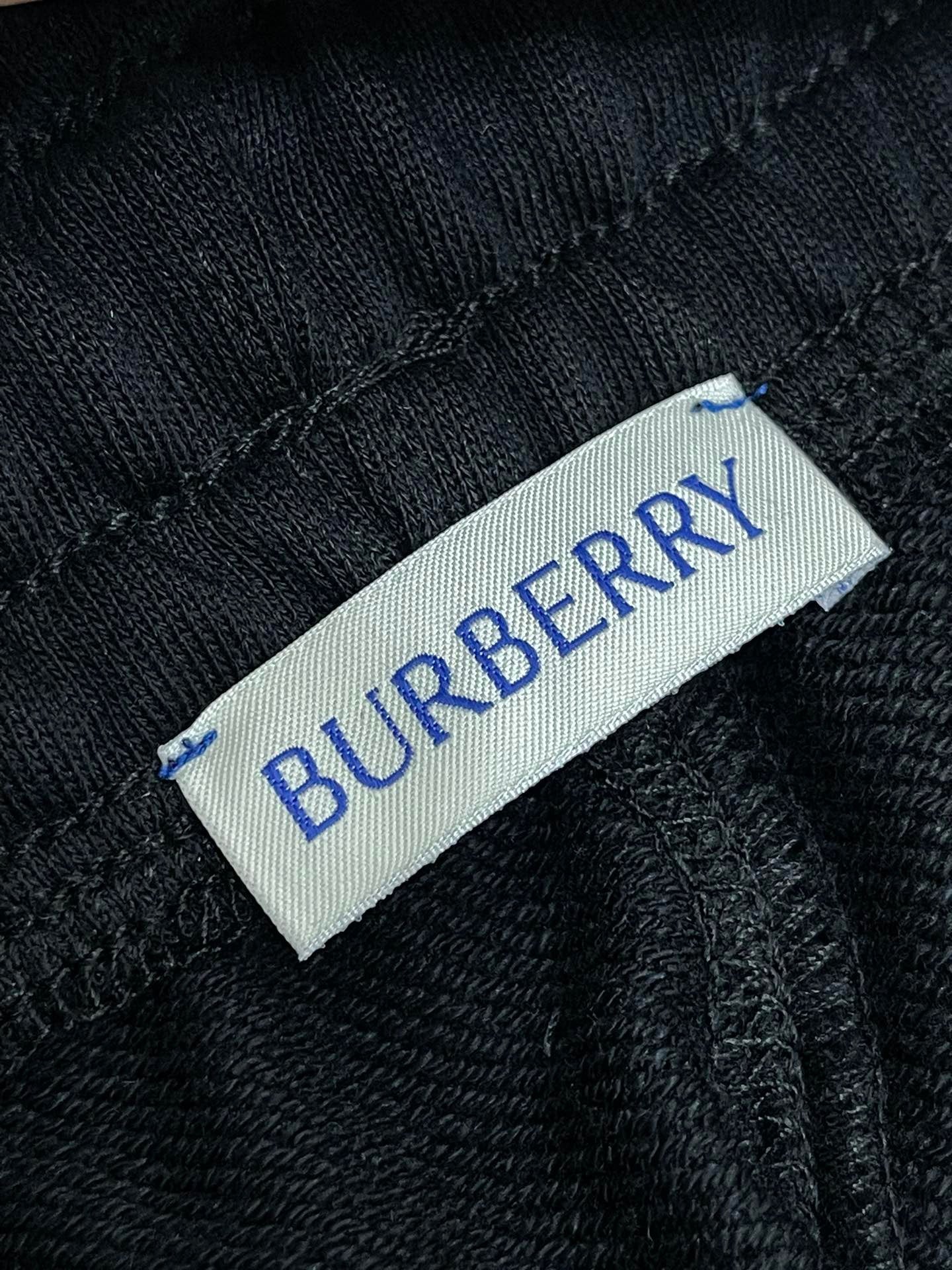 Schwarz, Weiß und Grün Short