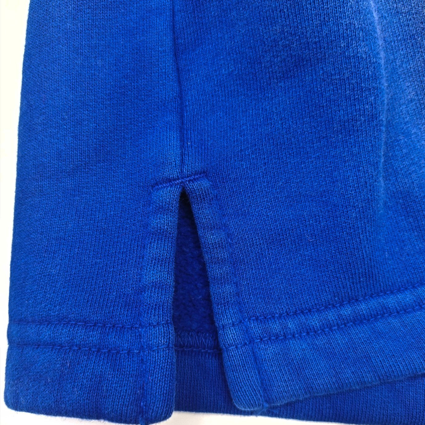 Dunkelblaue Shorts