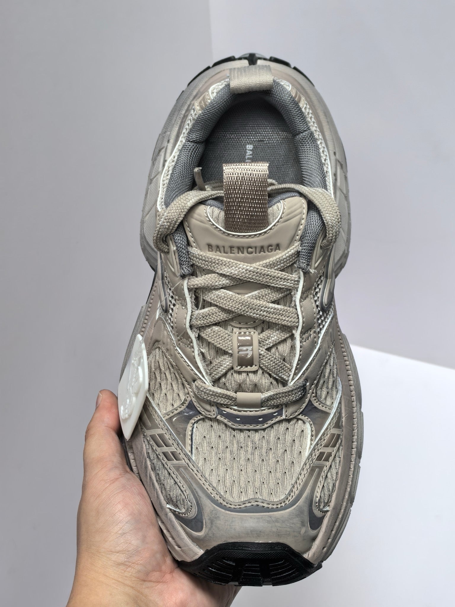 Mehrfarbige Schuhe
