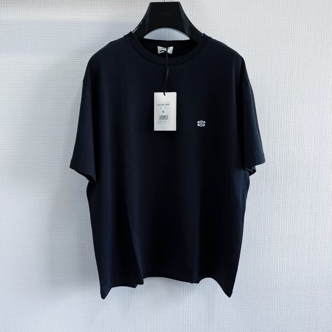 Schwarz-weißes T-Shirt