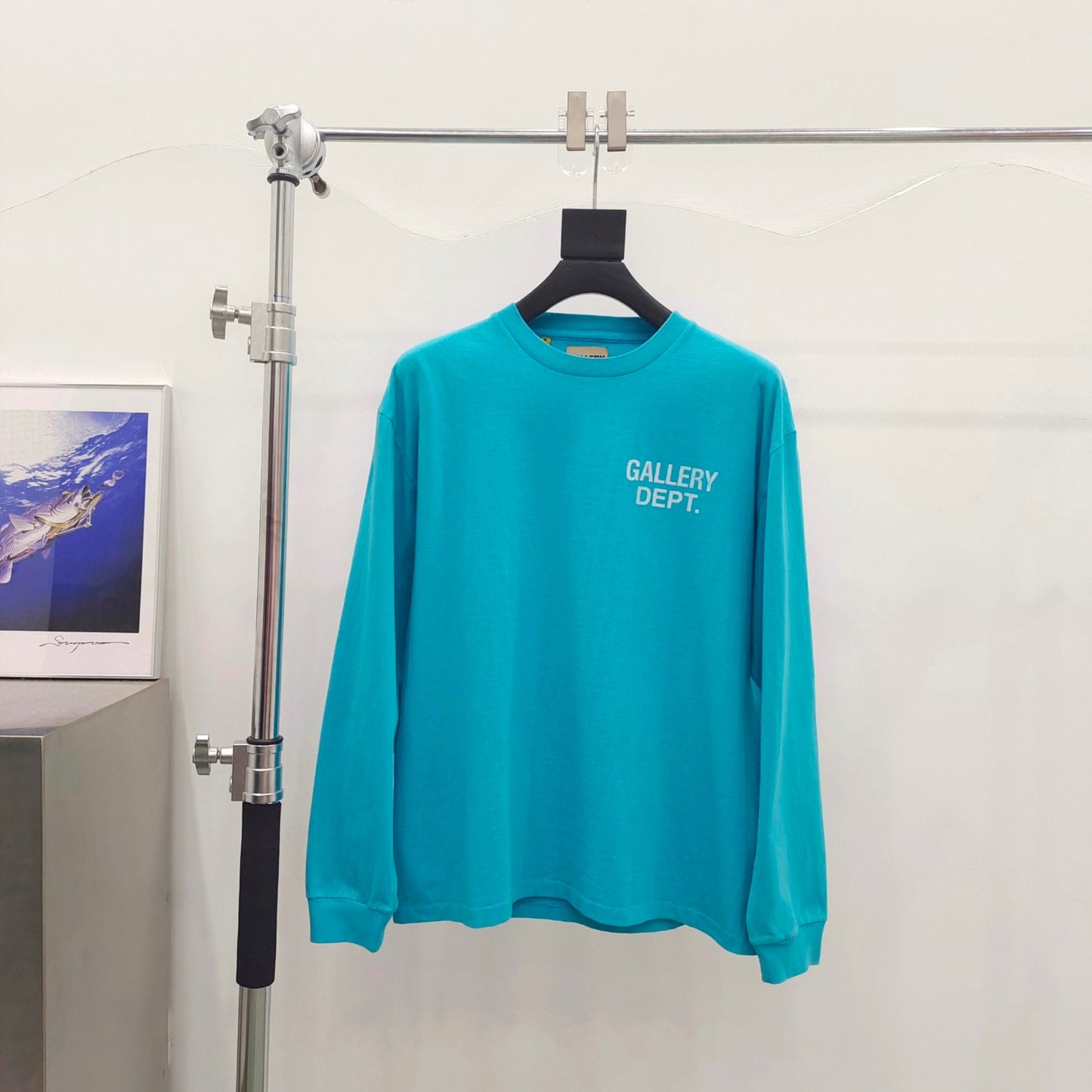 Blaues und himmelblaues Sweatshirt