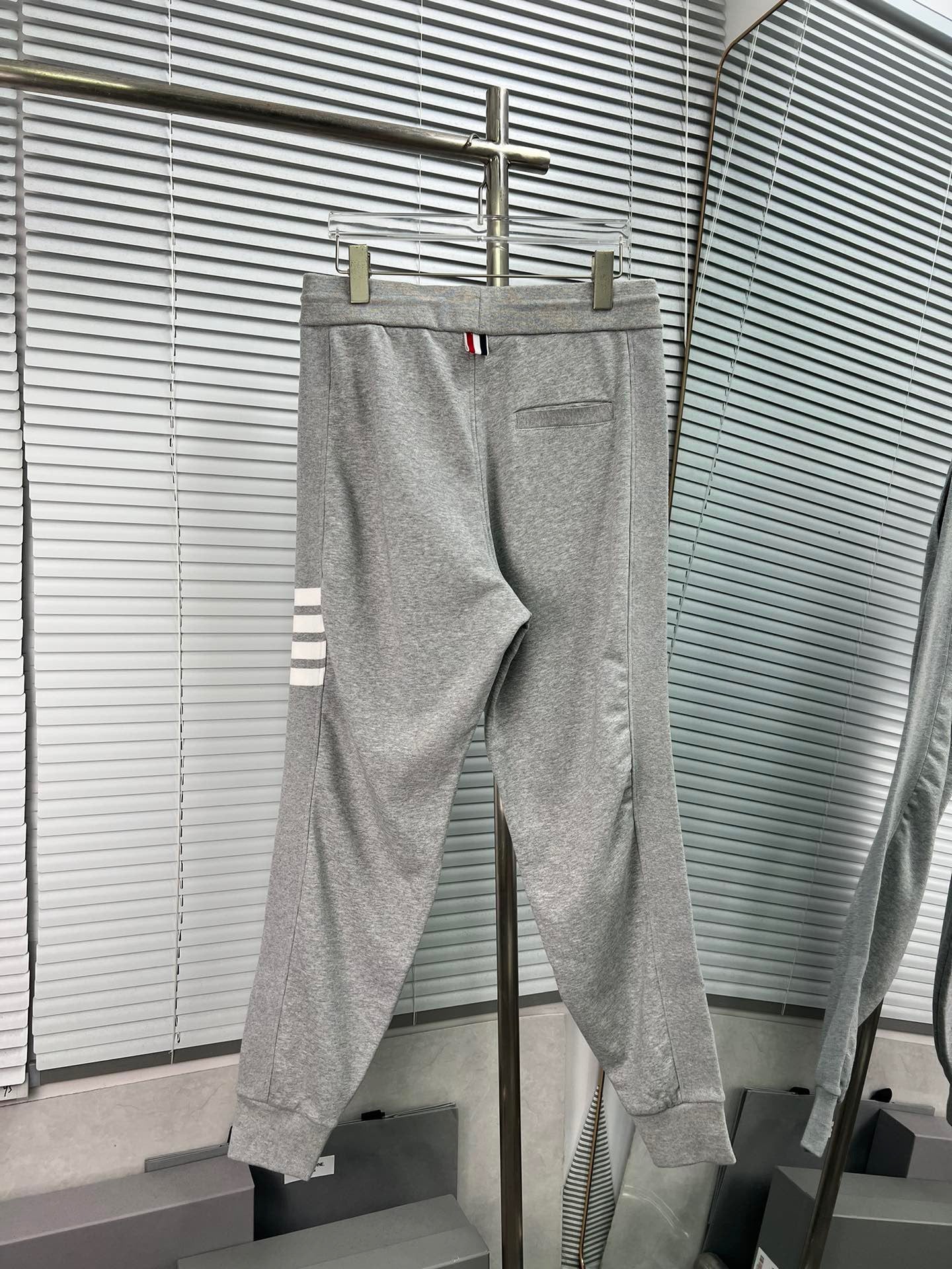 Mehrfarbige Hose